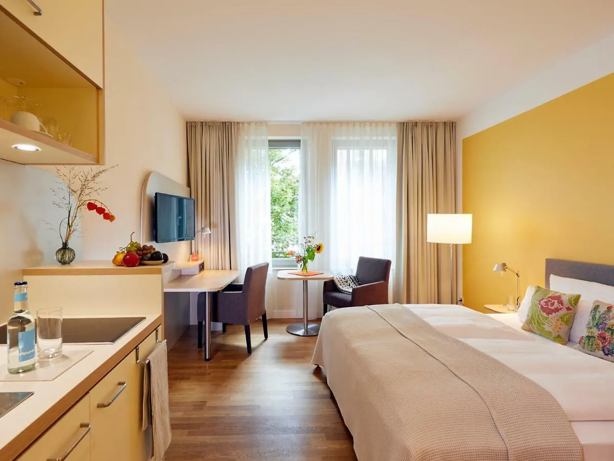 Flottwell Berlin Hotel & Residenz Am Park 3*,