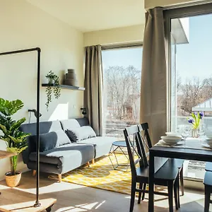 Hotel apartamentowy The Rix &, Berlin